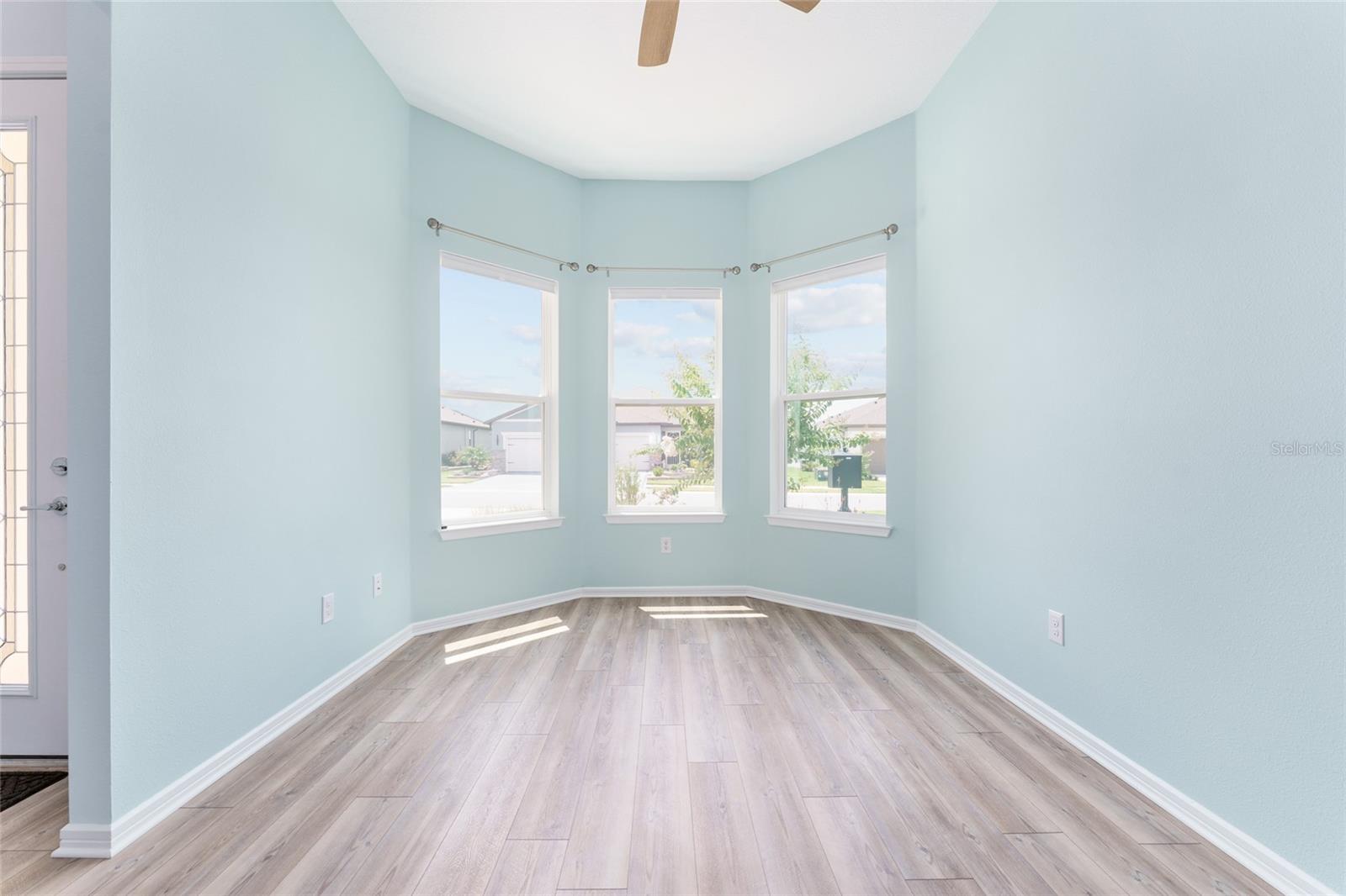 Image 24 of 56 For 6023 86th Circle