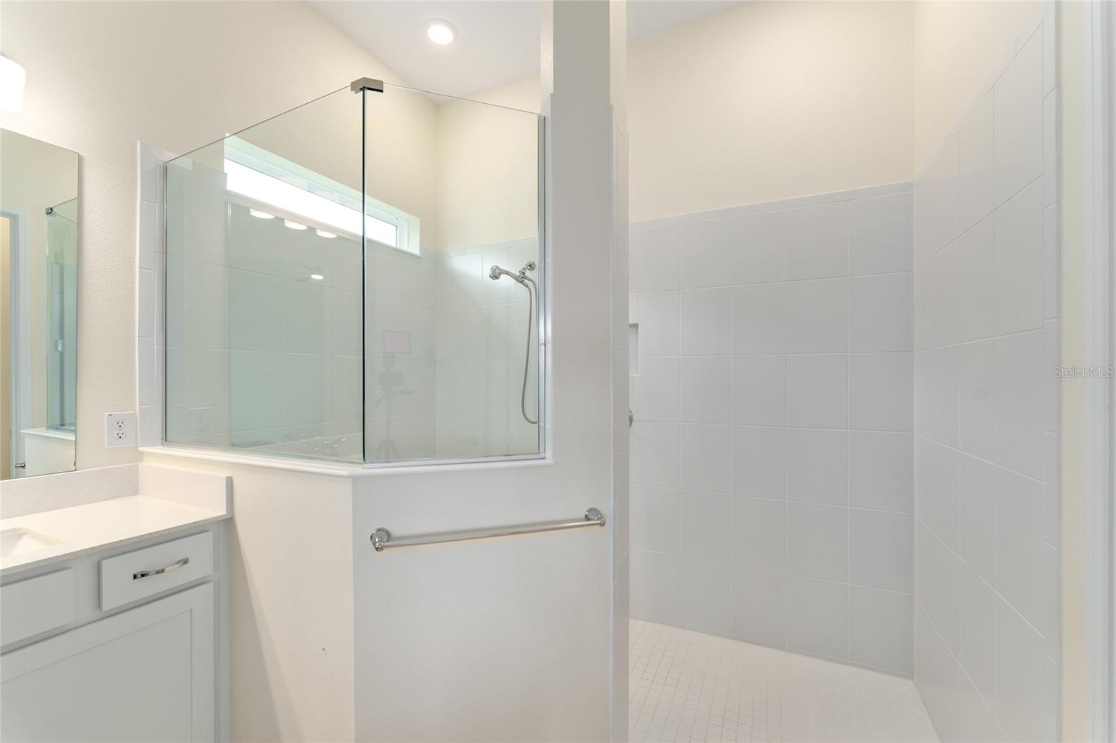 Image 32 of 56 For 6023 86th Circle