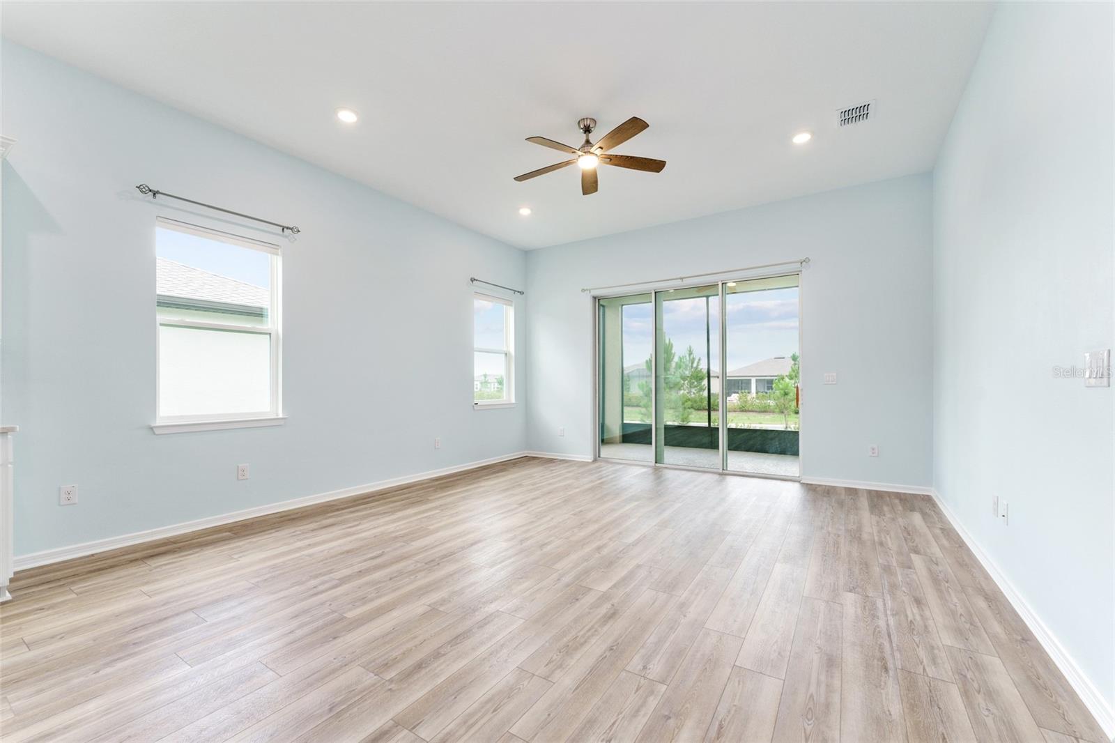 Image 6 of 56 For 6023 86th Circle