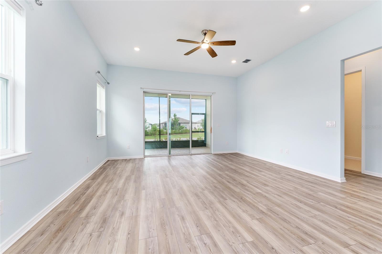 Image 7 of 56 For 6023 86th Circle