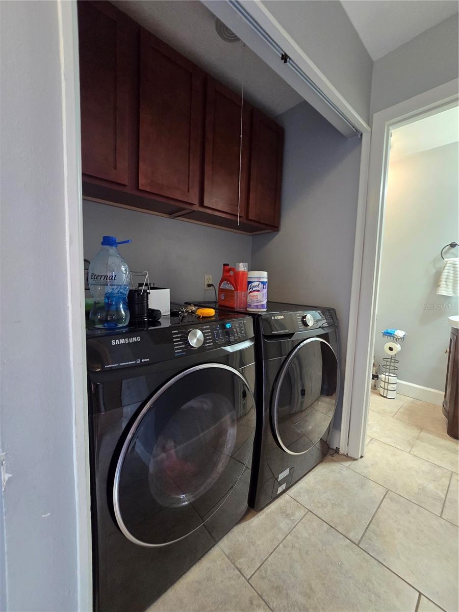 Image 20 of 35 For 2115 38th Avenue