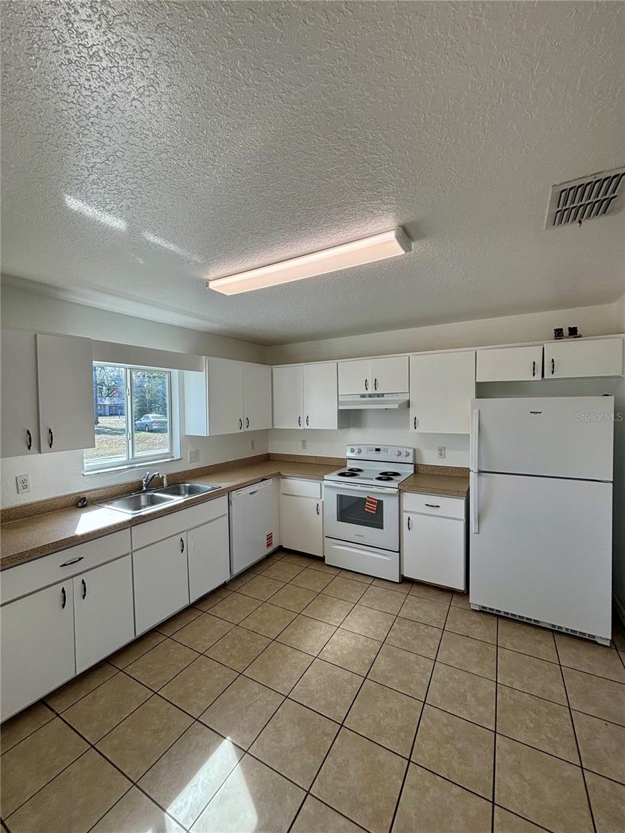 Image 9 of 16 For 6 Spring Trail