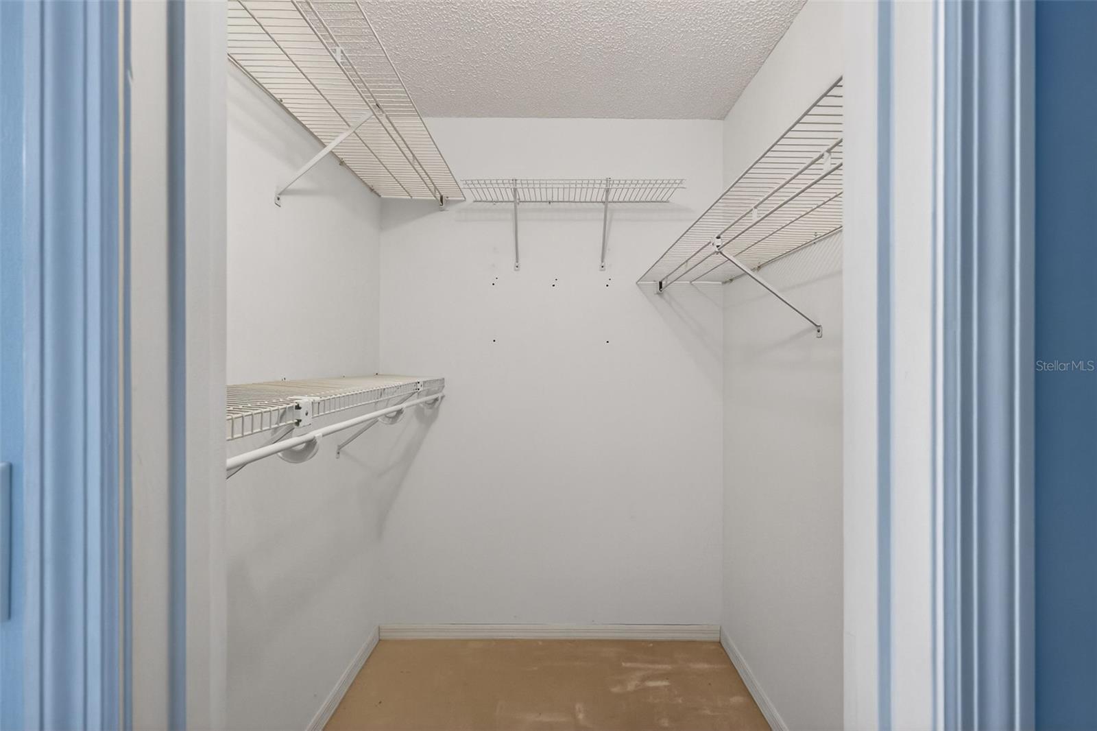 Image 17 of 29 For 9398 174th Loop