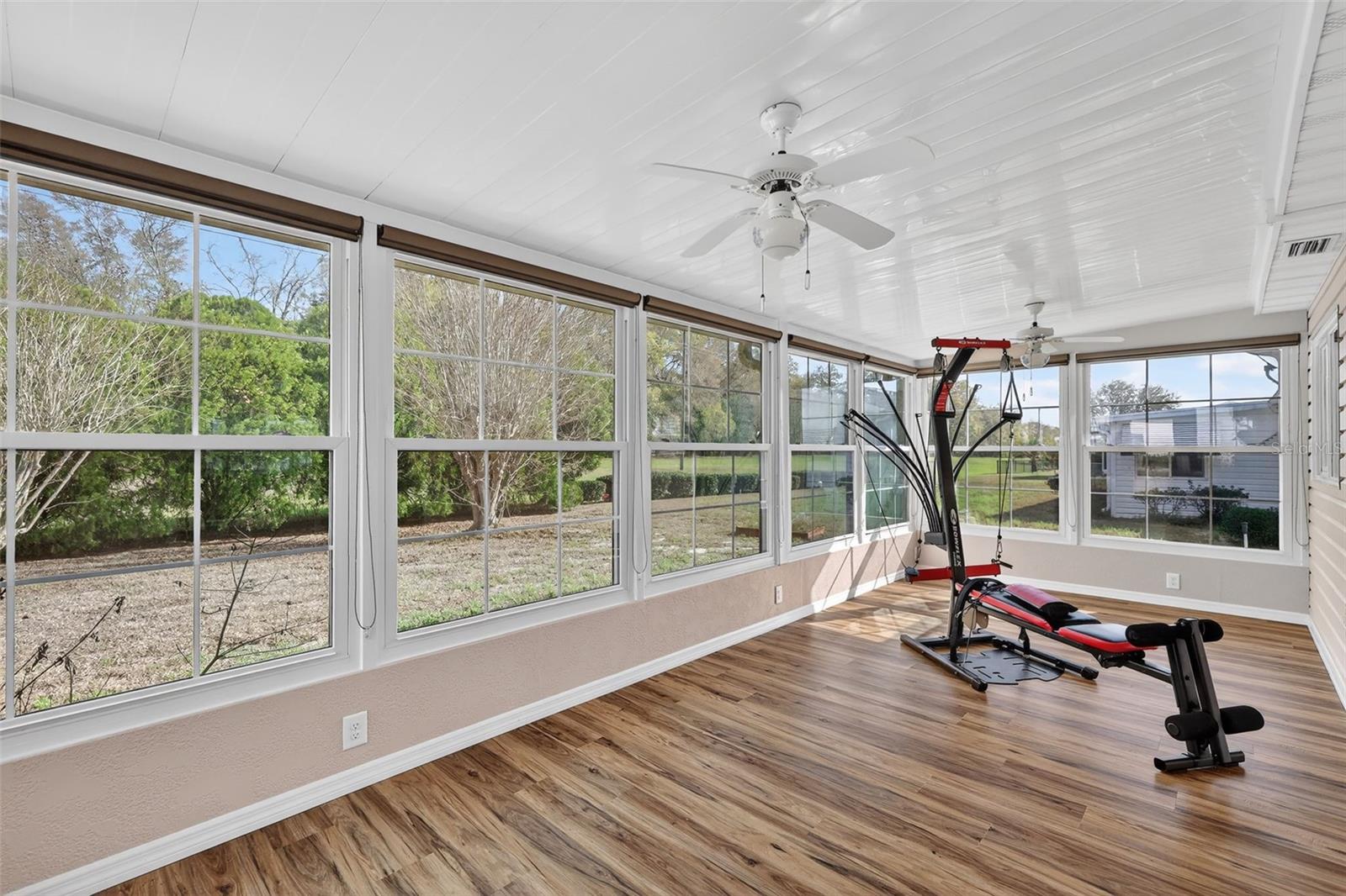 Image 23 of 29 For 9398 174th Loop