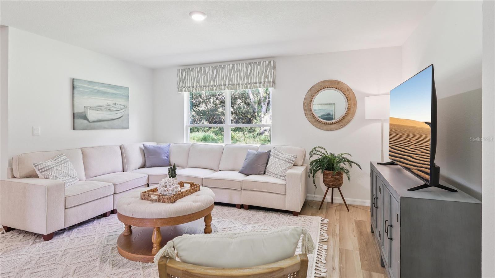 Image 10 of 21 For 8942 Cortlandt Drive