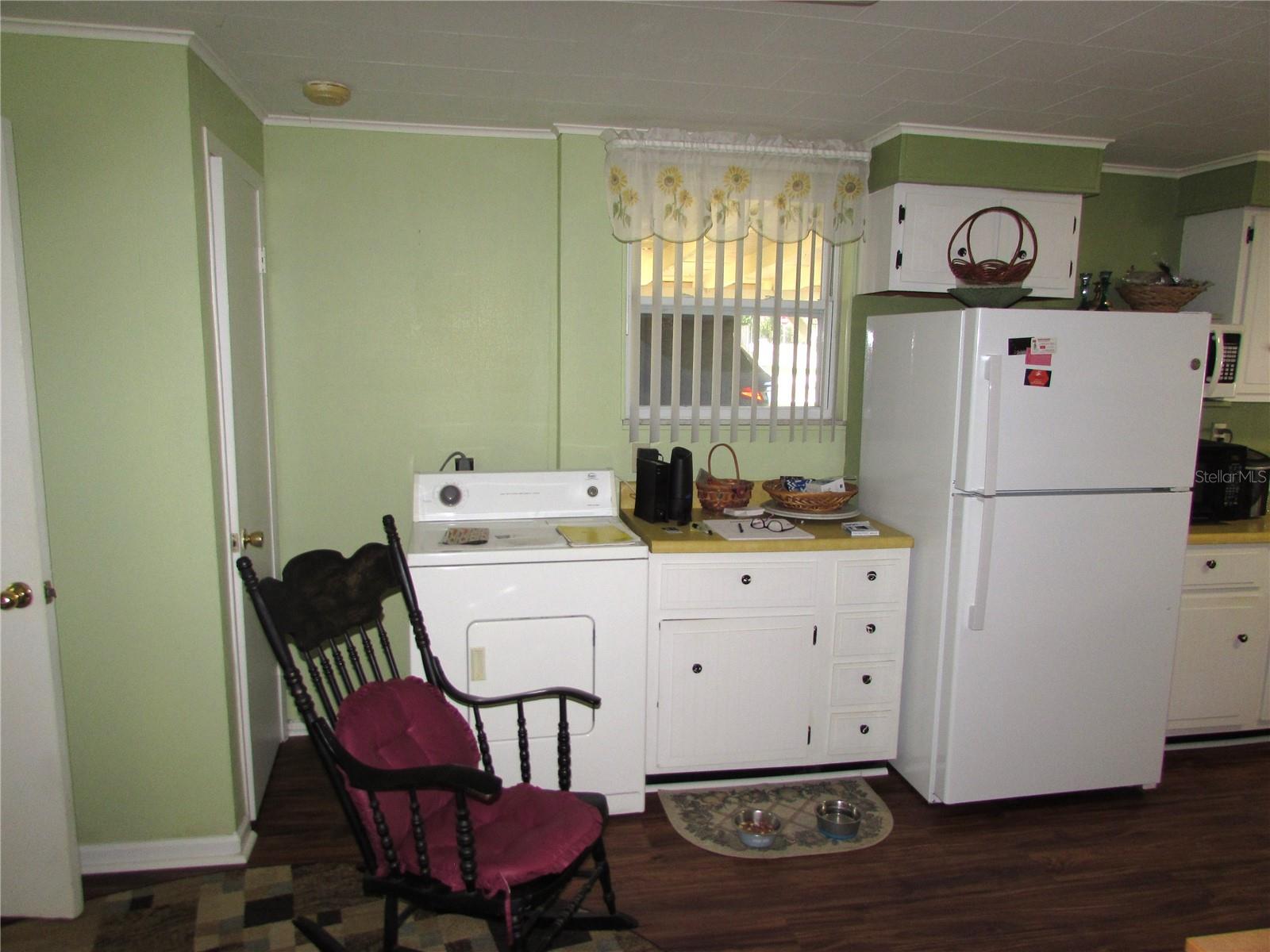 Image 13 of 41 For 11931 Bearl Terrace