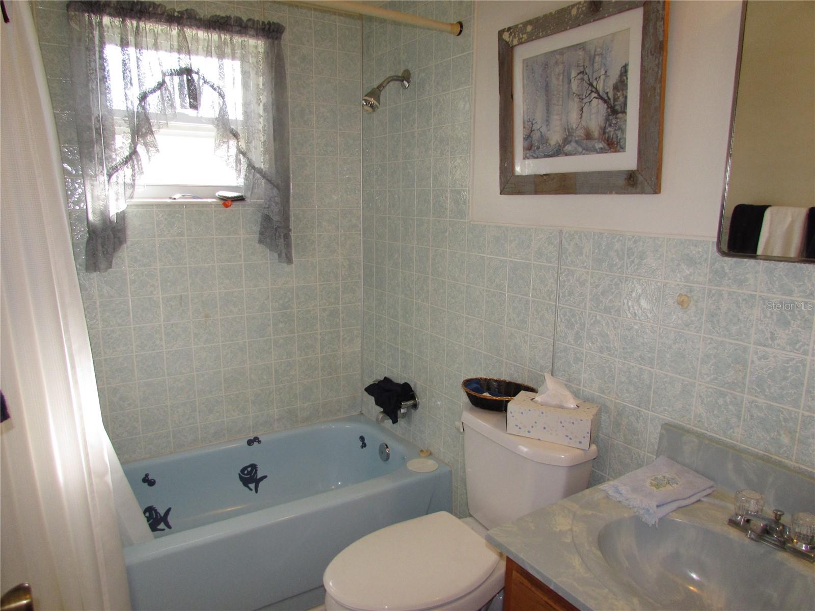 Image 18 of 41 For 11931 Bearl Terrace