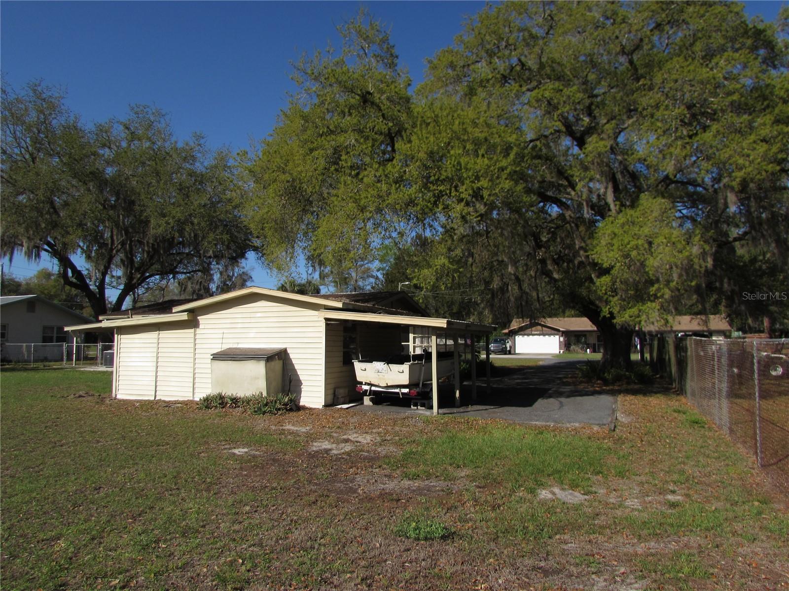 Image 31 of 41 For 11931 Bearl Terrace