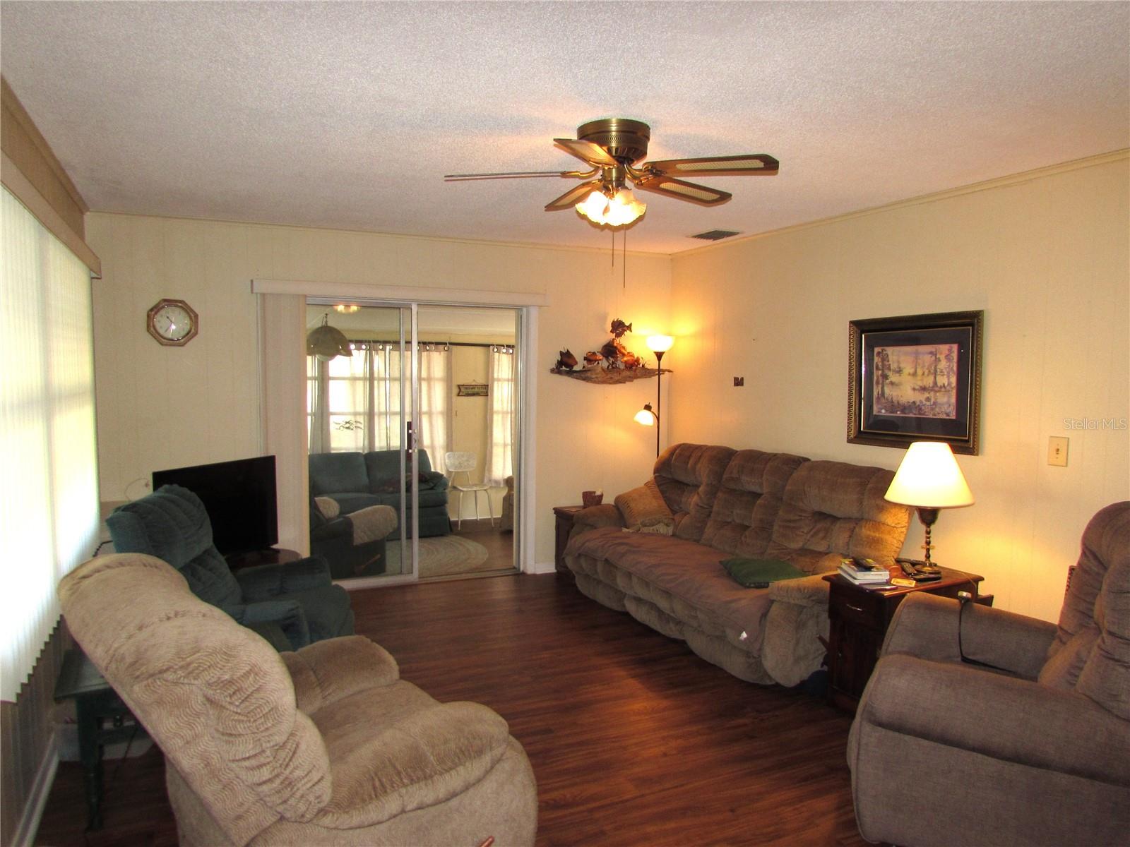 Image 6 of 41 For 11931 Bearl Terrace