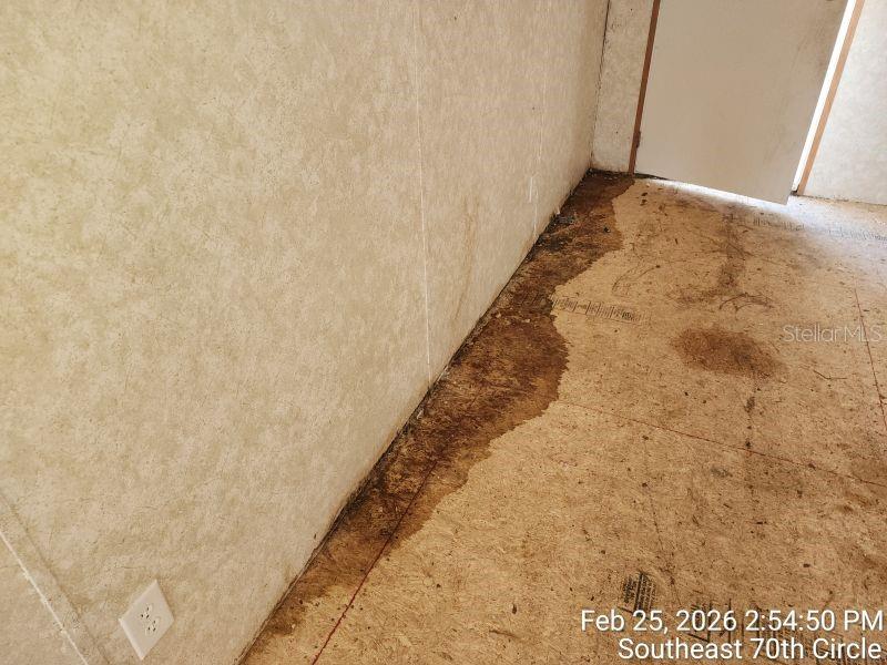 Image 12 of 27 For 213 70th Circle