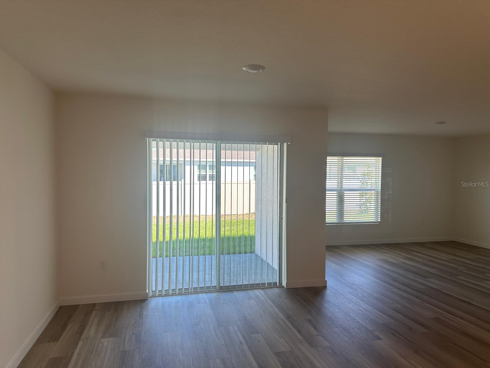 Image 10 of 11 For 4697 89 Street