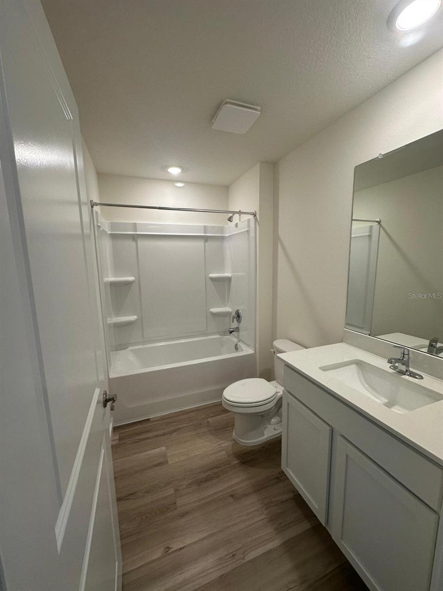 Image 5 of 11 For 4697 89 Street