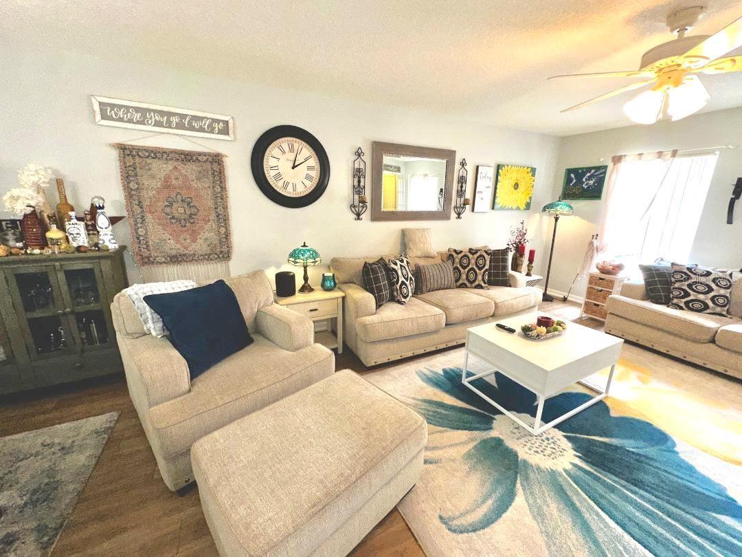 Image 6 of 27 For 891 Rembrandt Way