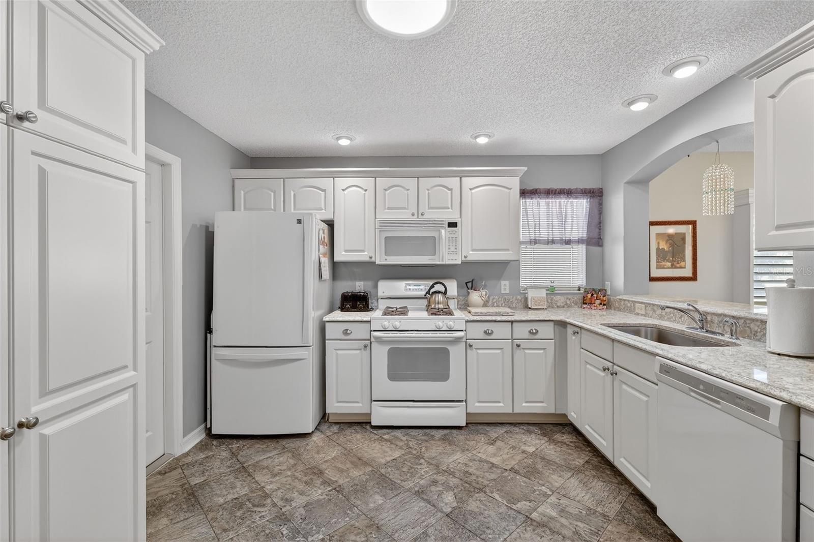 Image 13 of 35 For 1107 Pelion Place