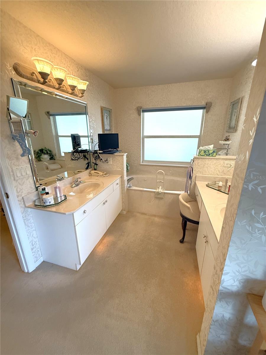 Image 14 of 27 For 1001 22nd Avenue