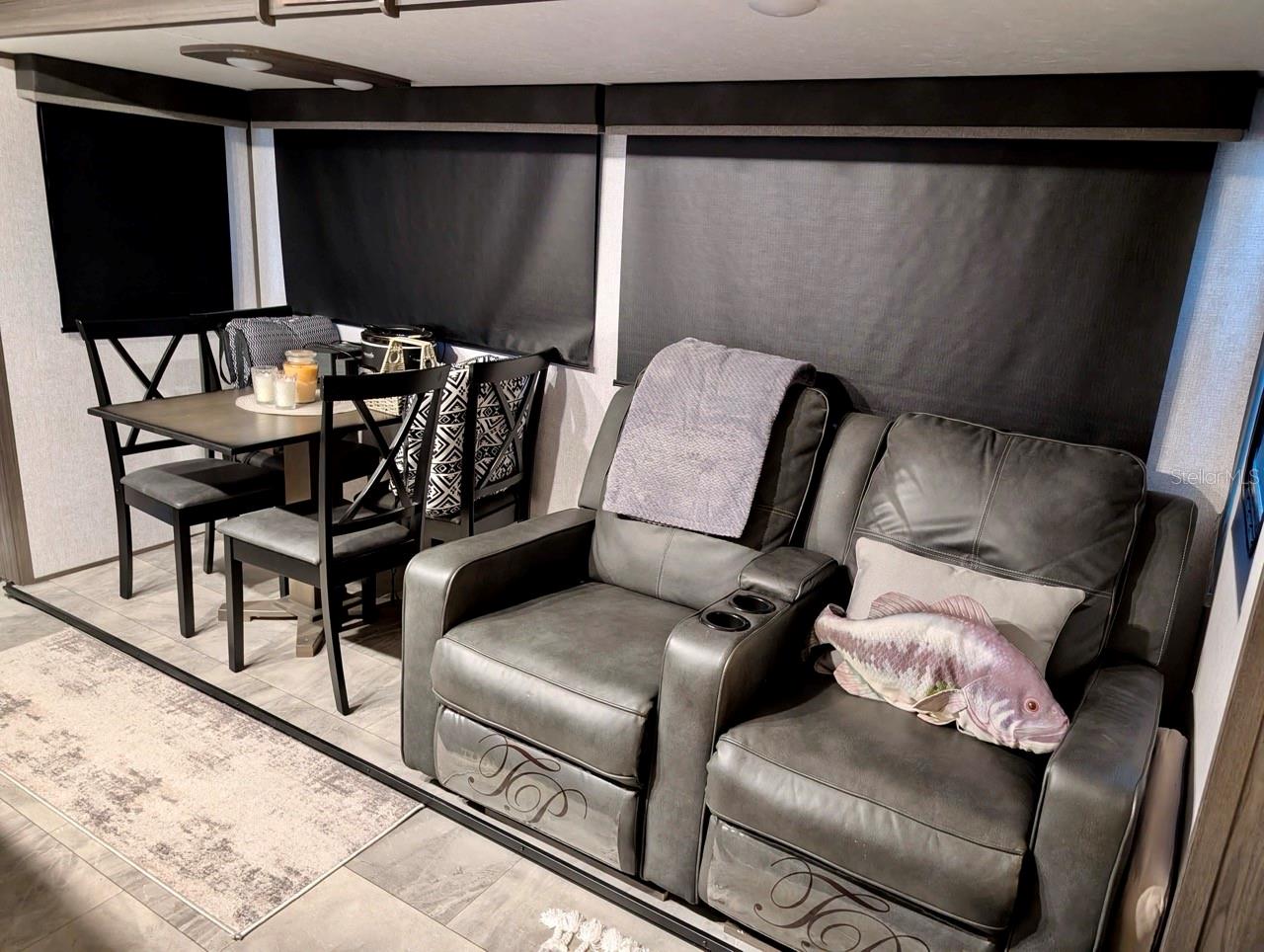 Image 4 of 19 For 25338 141st Street