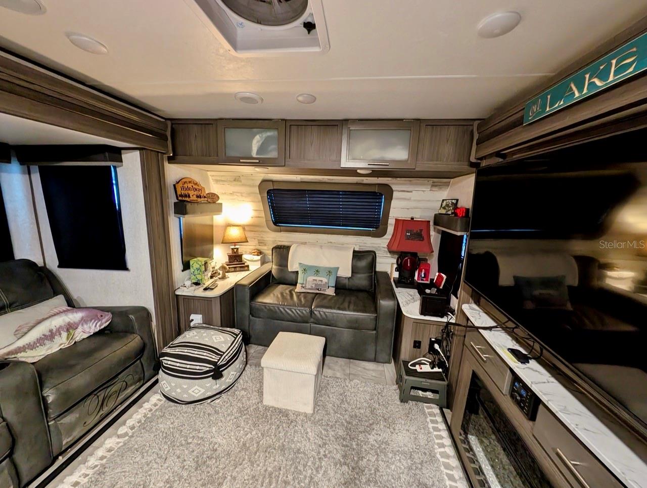 Image 7 of 19 For 25338 141st Street