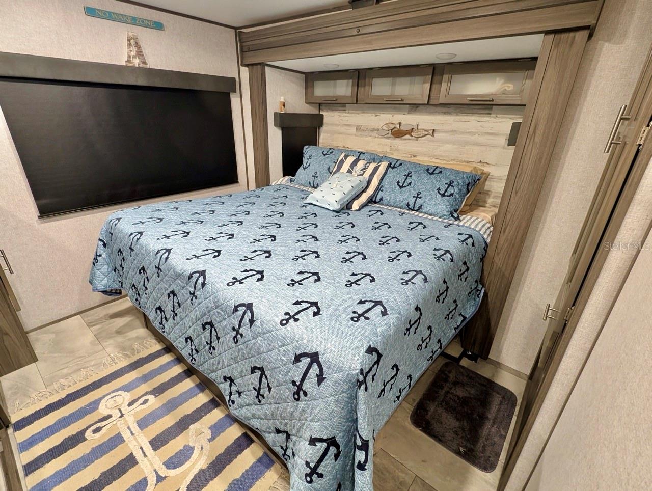 Image 9 of 19 For 25338 141st Street