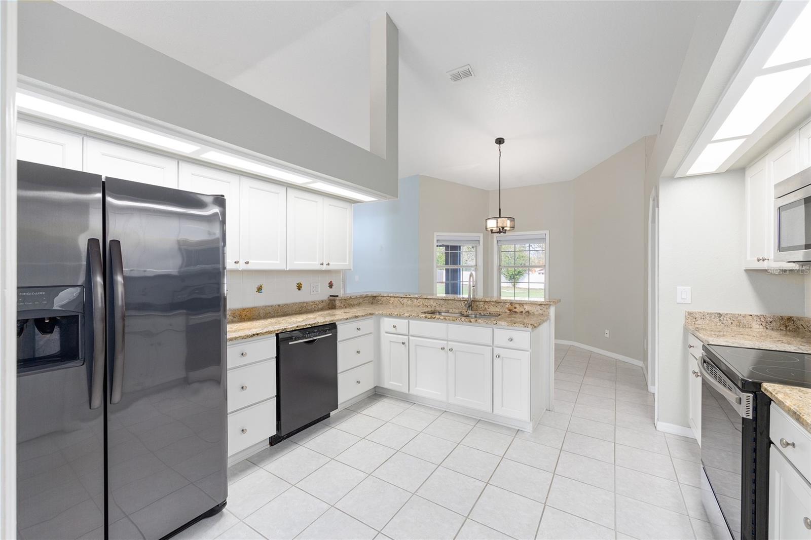 Image 12 of 40 For 10521 54th Court