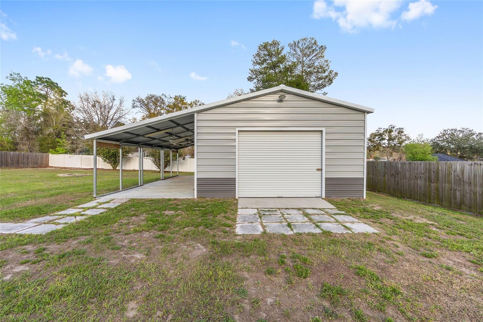 Image 33 of 40 For 10521 54th Court