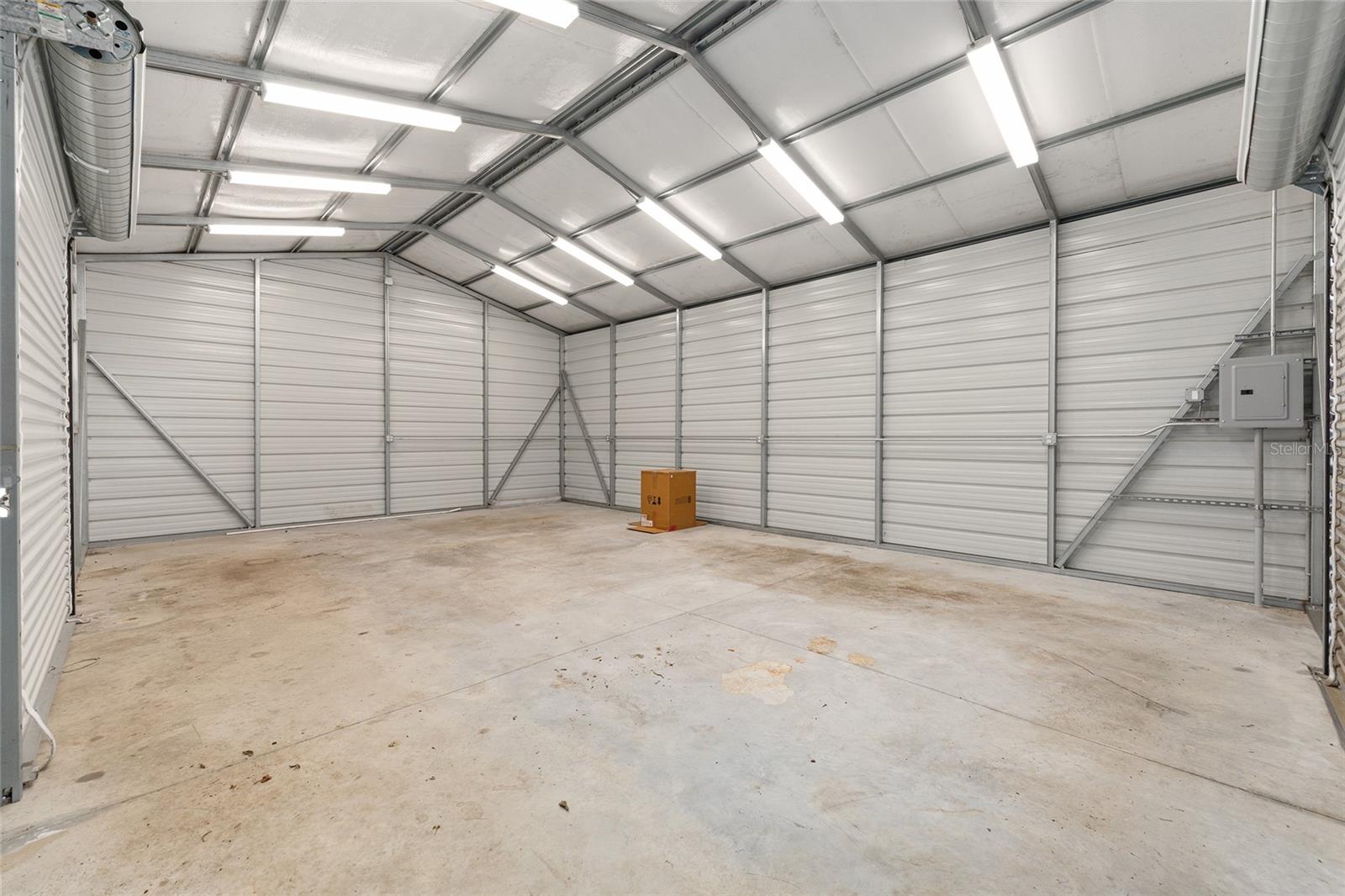 Image 35 of 40 For 10521 54th Court