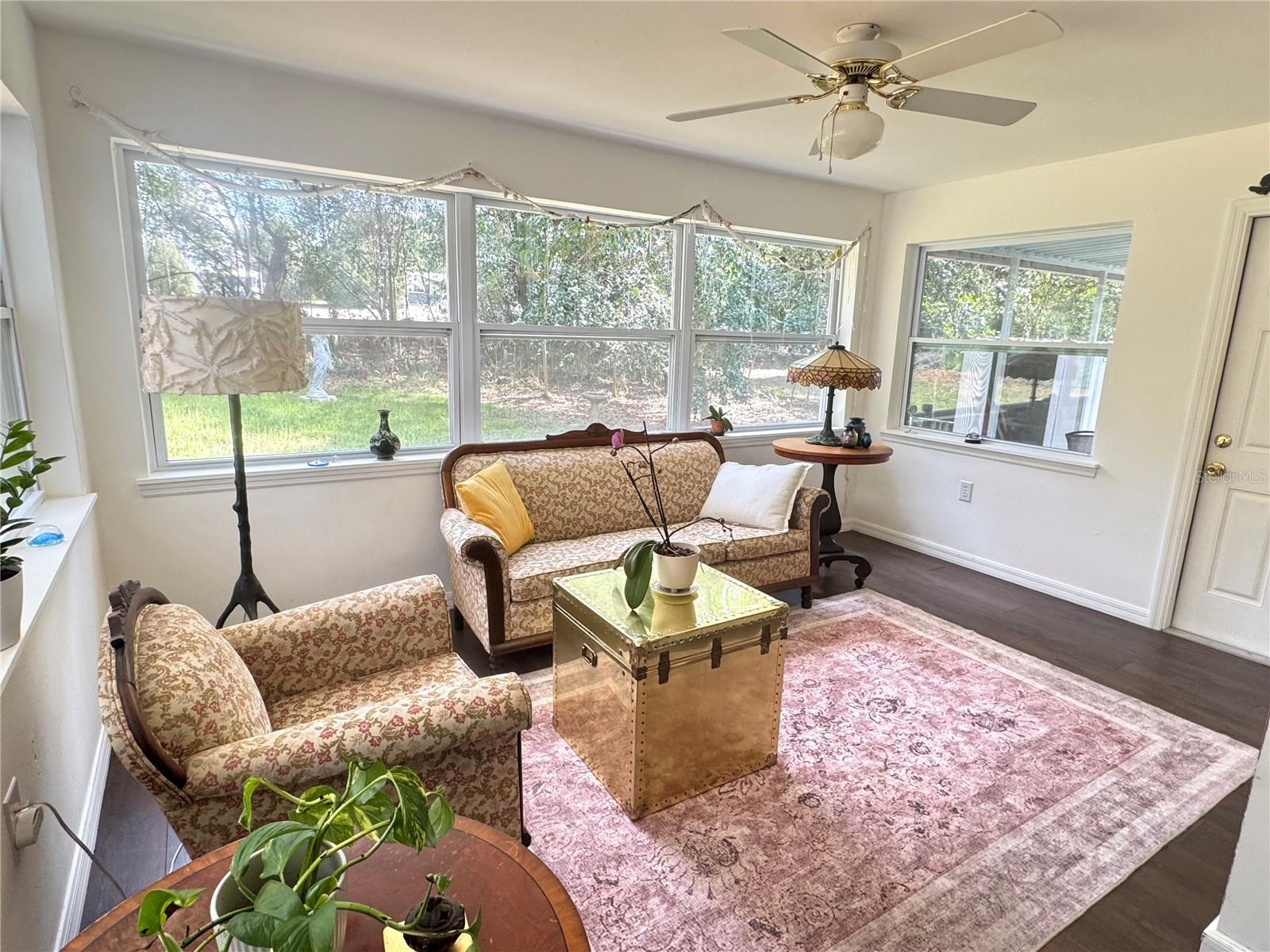 Image 23 of 38 For 7 Adams Street