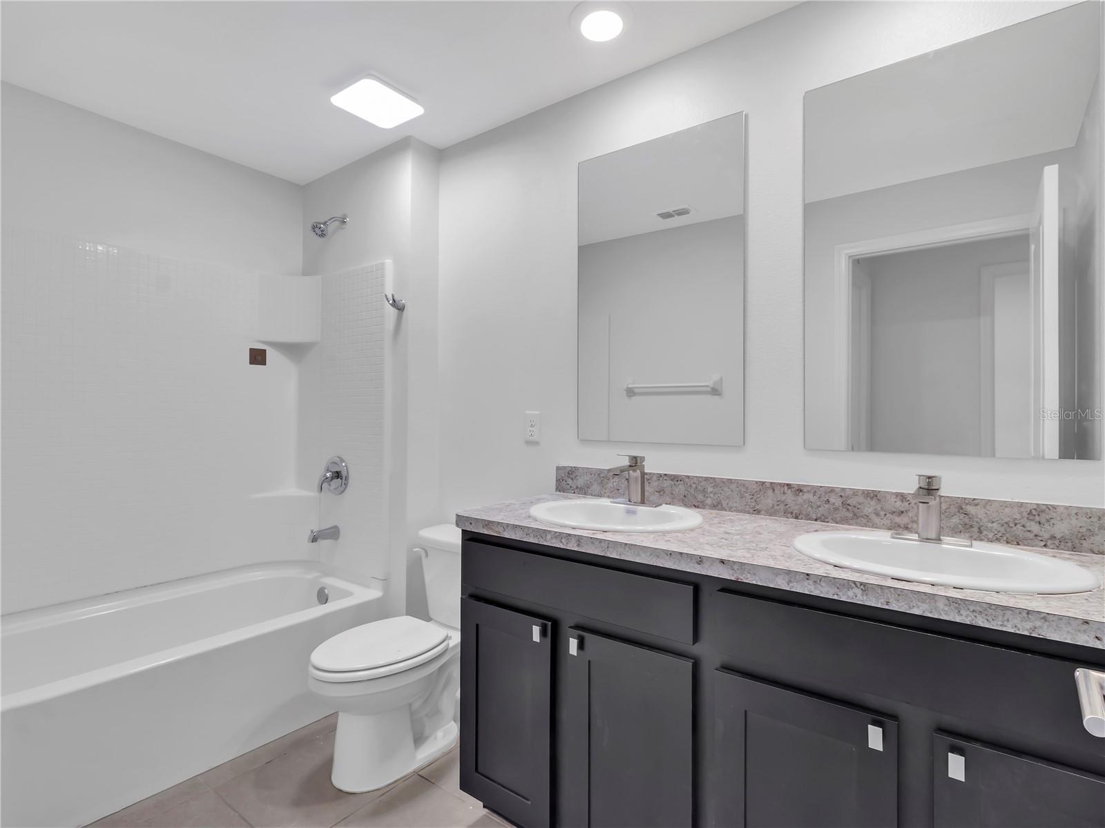 Image 14 of 23 For 602 Olive Conch Street