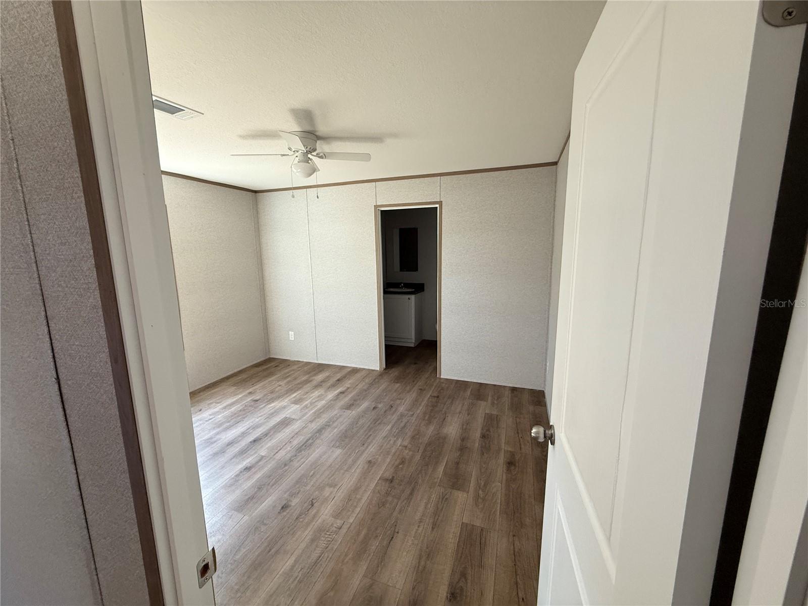 Image 5 of 14 For 7626 183rd Avenue Road