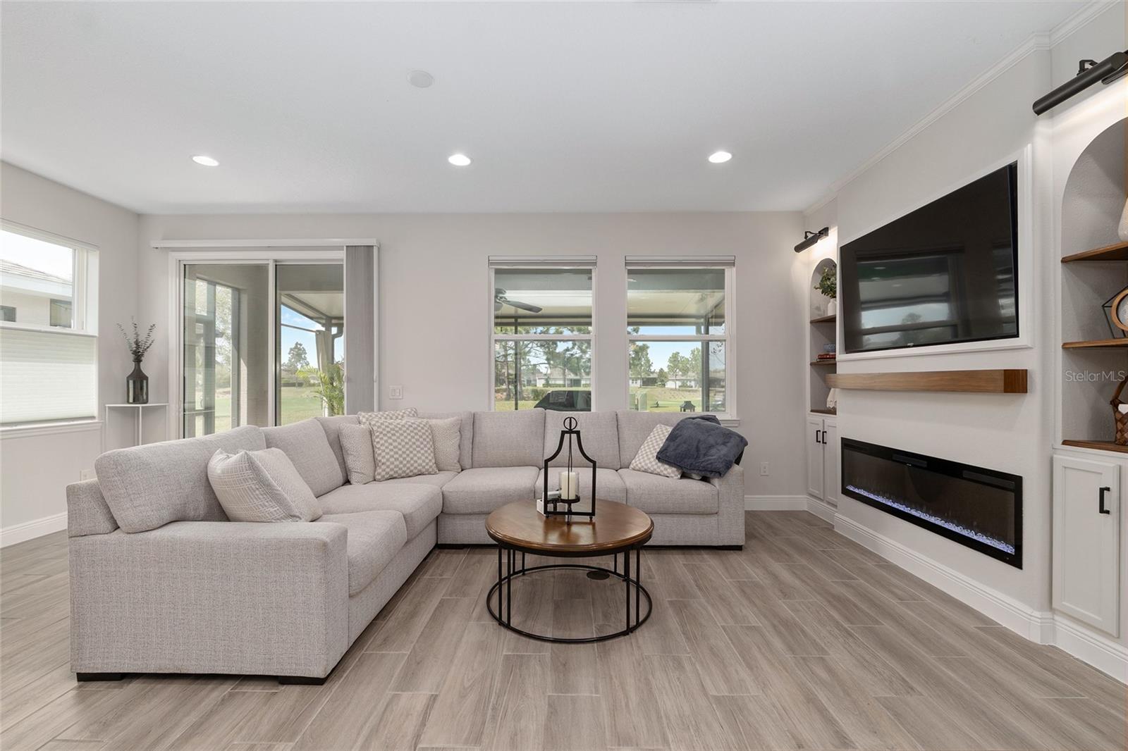 Image 11 of 59 For 5191 34th Street