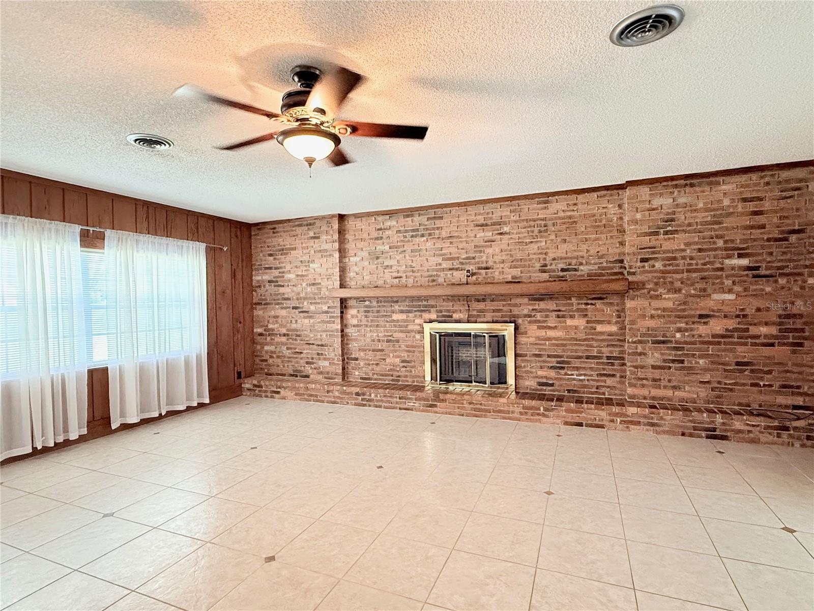 Image 14 of 61 For 4701 7th Avenue