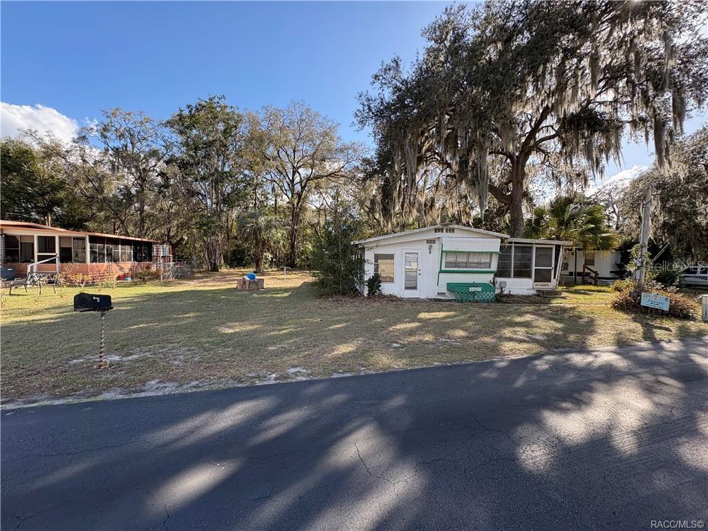 Image 14 of 16 For 6600 Lakato Lane