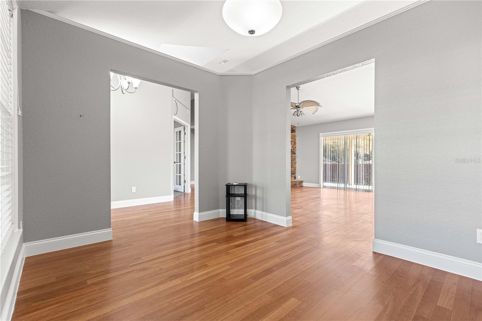 Image 10 of 59 For 10485 42nd Court