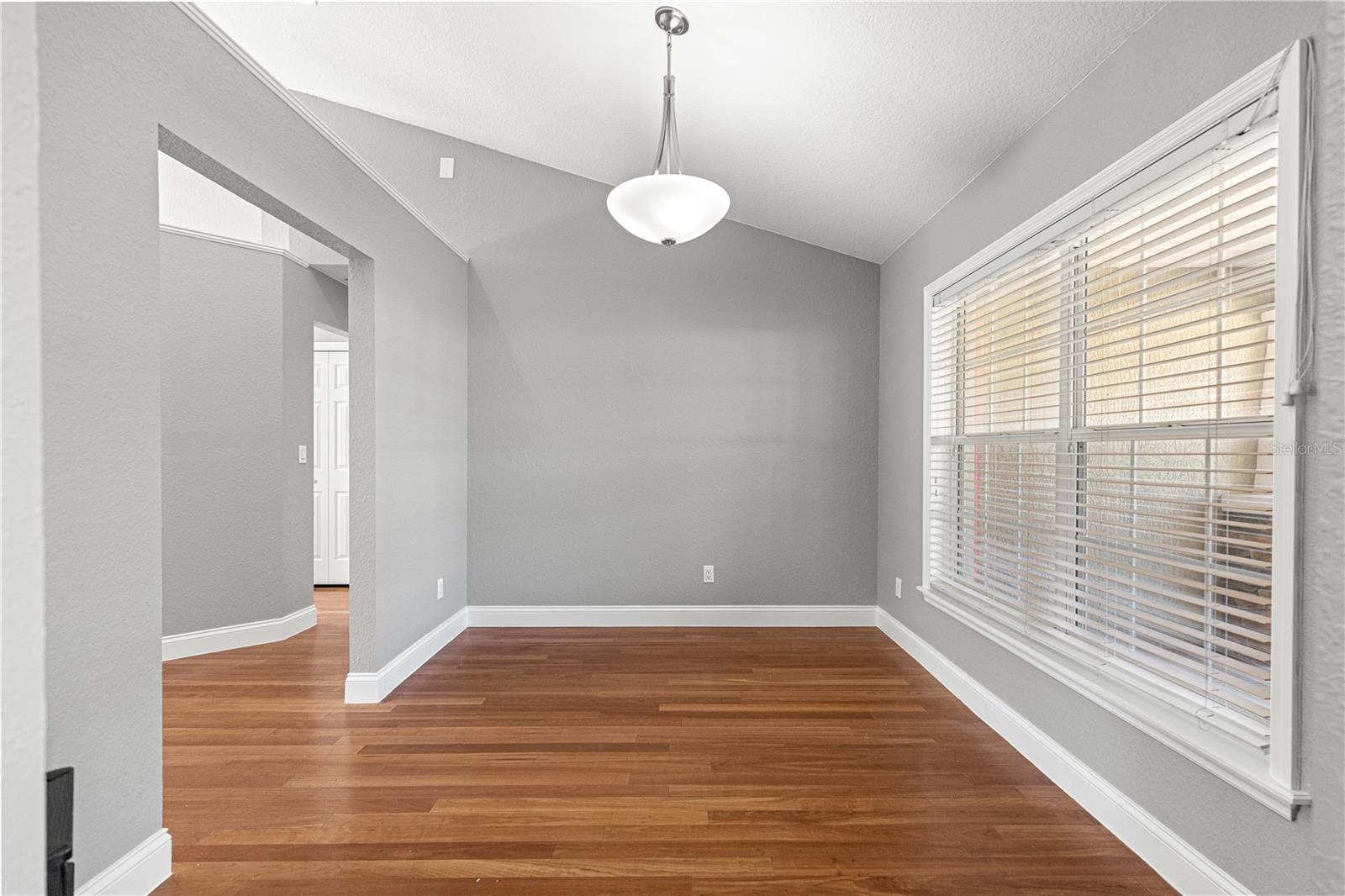 Image 11 of 59 For 10485 42nd Court