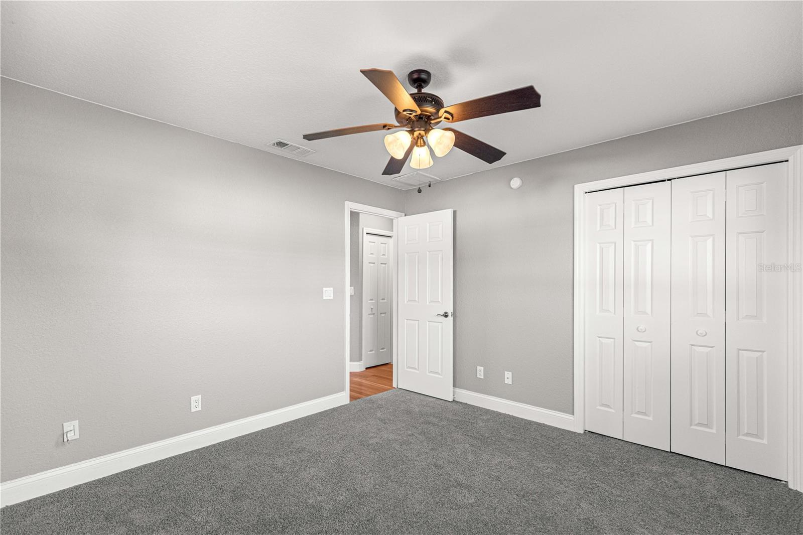 Image 30 of 59 For 10485 42nd Court