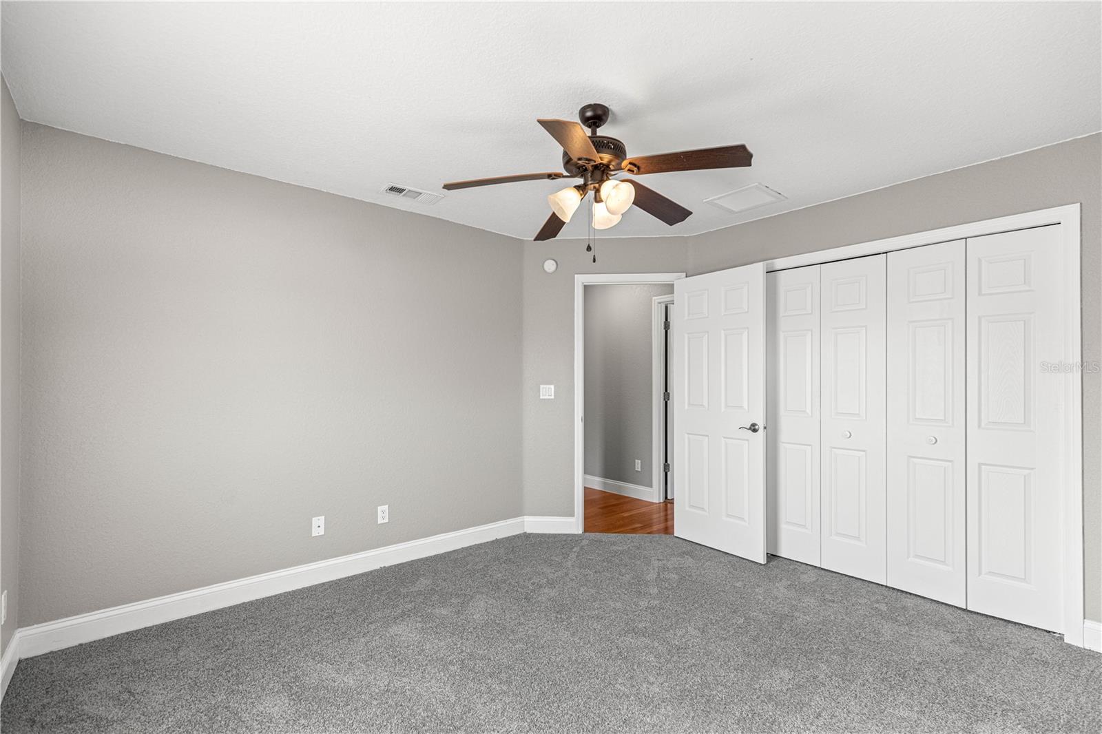 Image 32 of 59 For 10485 42nd Court