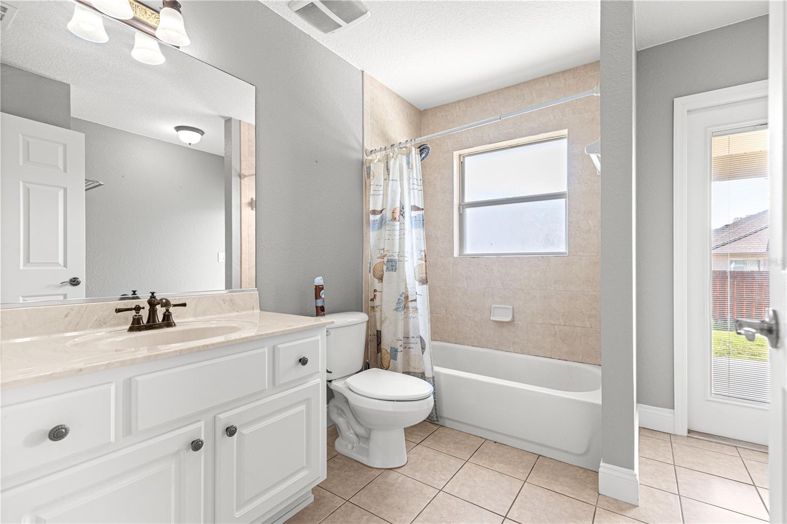 Image 34 of 59 For 10485 42nd Court