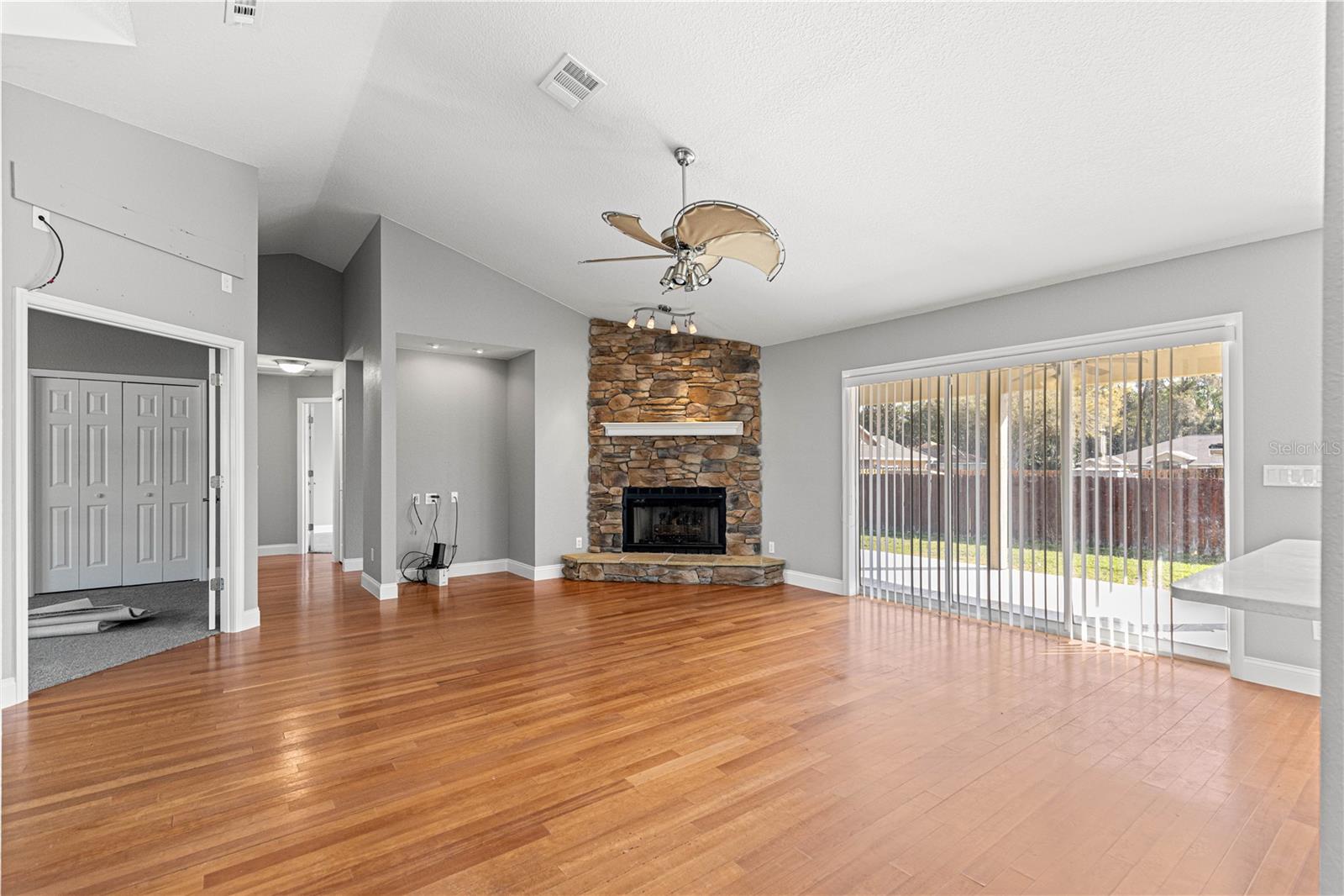 Image 6 of 59 For 10485 42nd Court