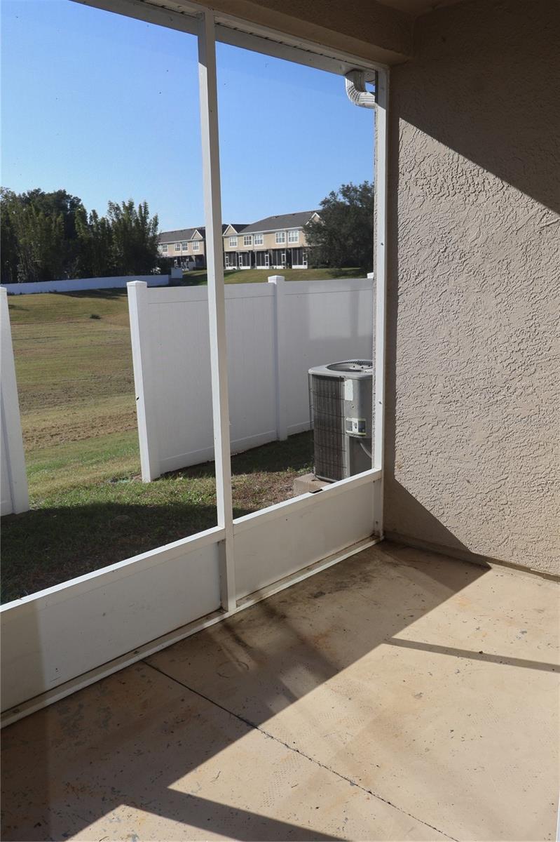 Image 9 of 26 For 4468 49th Avenue