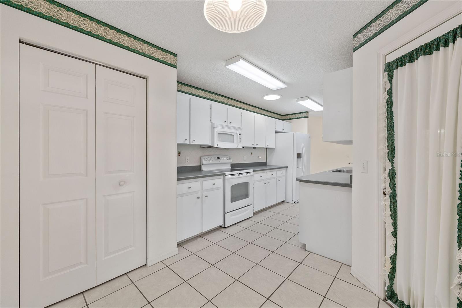 Image 16 of 46 For 8492 61st Terrace Road