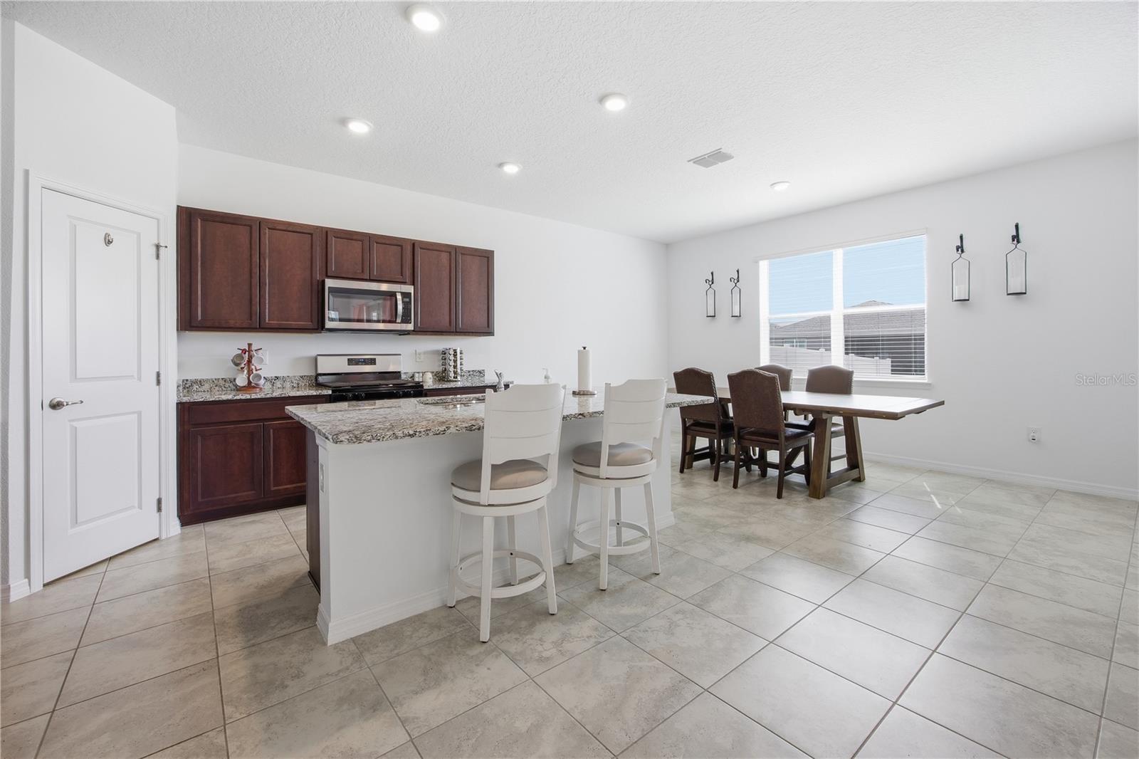 Image 5 of 28 For 7238 60th Lane