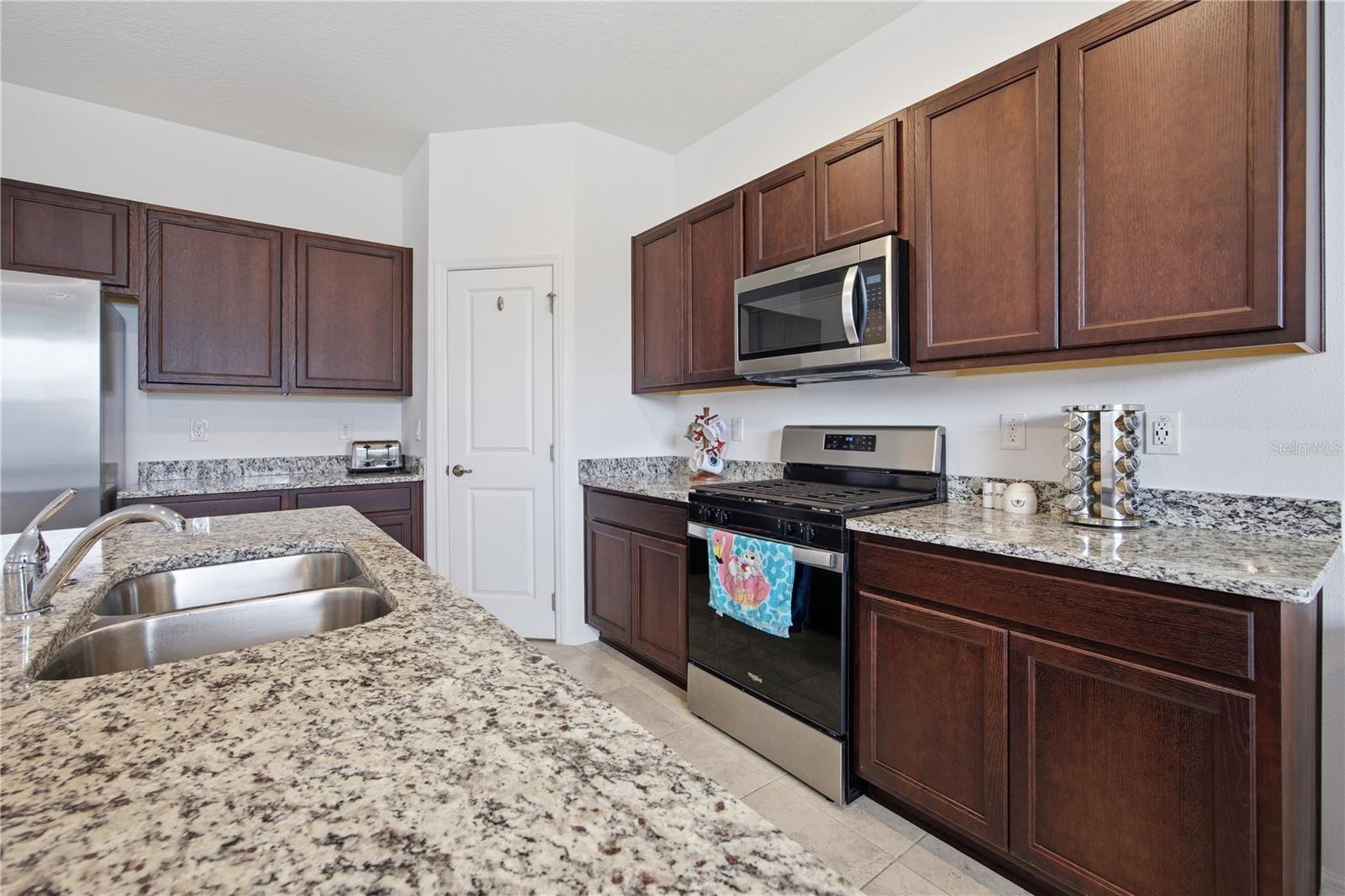 Image 7 of 28 For 7238 60th Lane