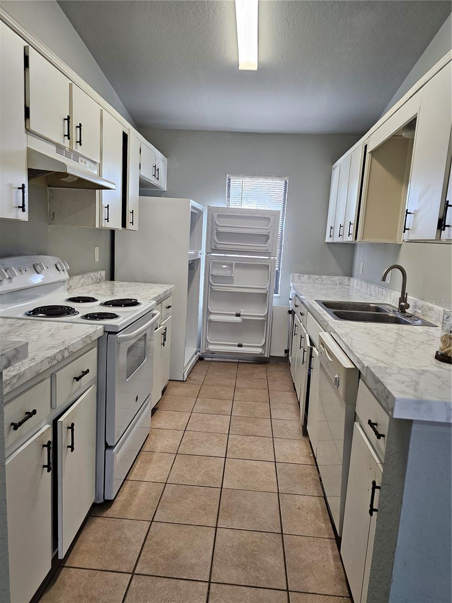 Image 15 of 31 For 3553 158th Lane