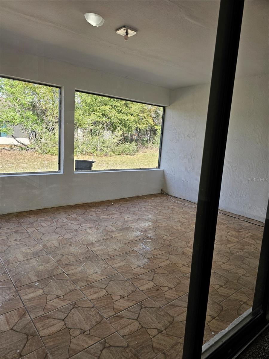 Image 16 of 31 For 3553 158th Lane