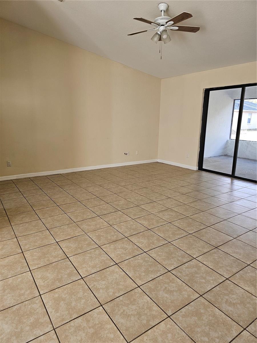 Image 18 of 31 For 3553 158th Lane