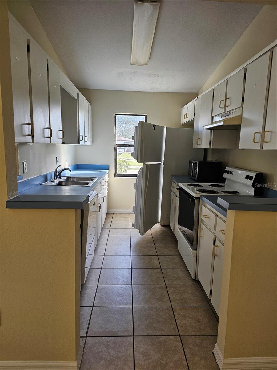 Image 19 of 31 For 3553 158th Lane