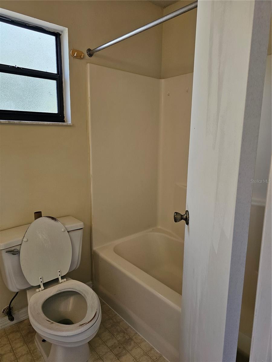 Image 23 of 31 For 3553 158th Lane