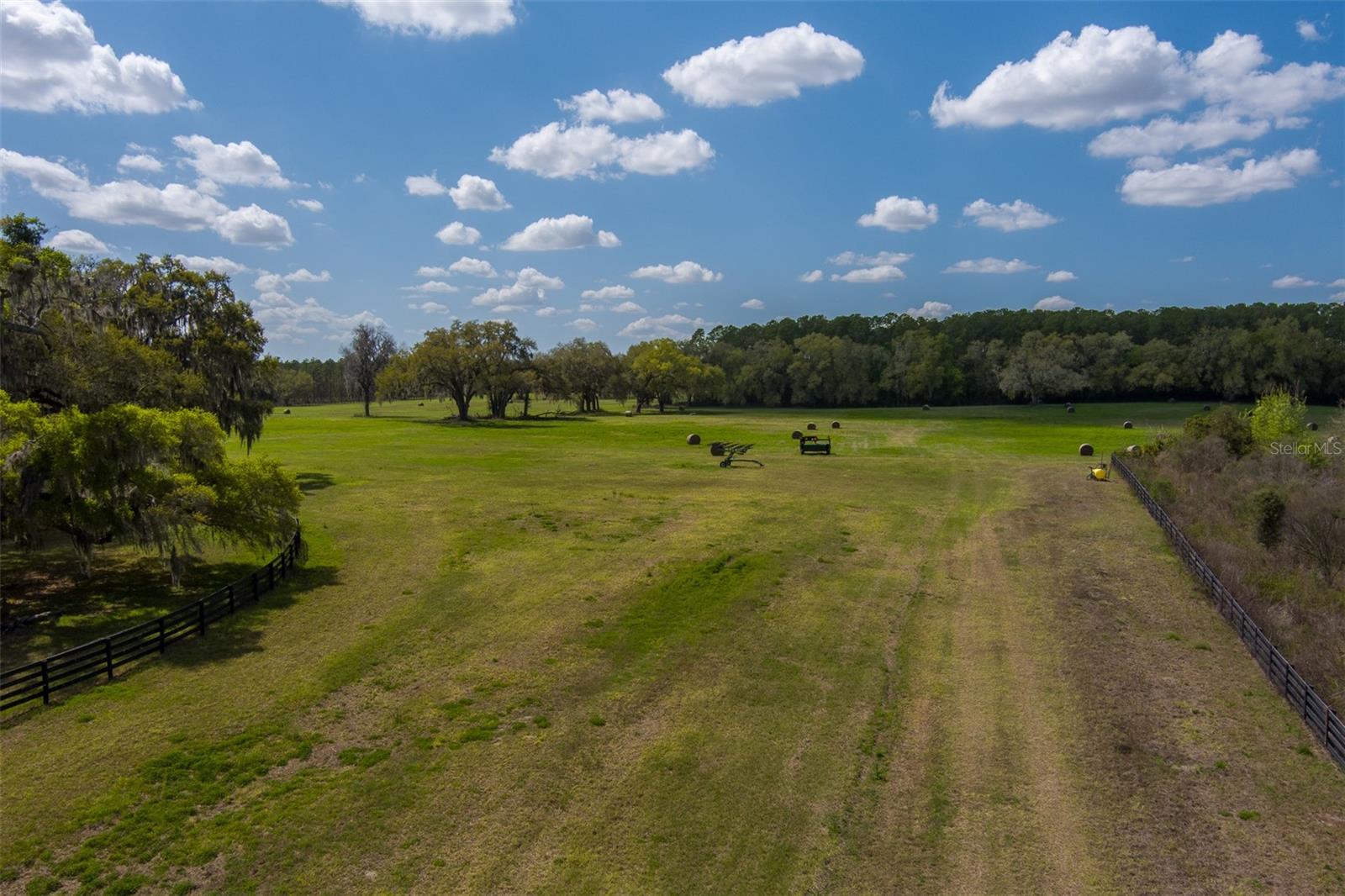 Image 7 of 12 For 1100 110th Avenue