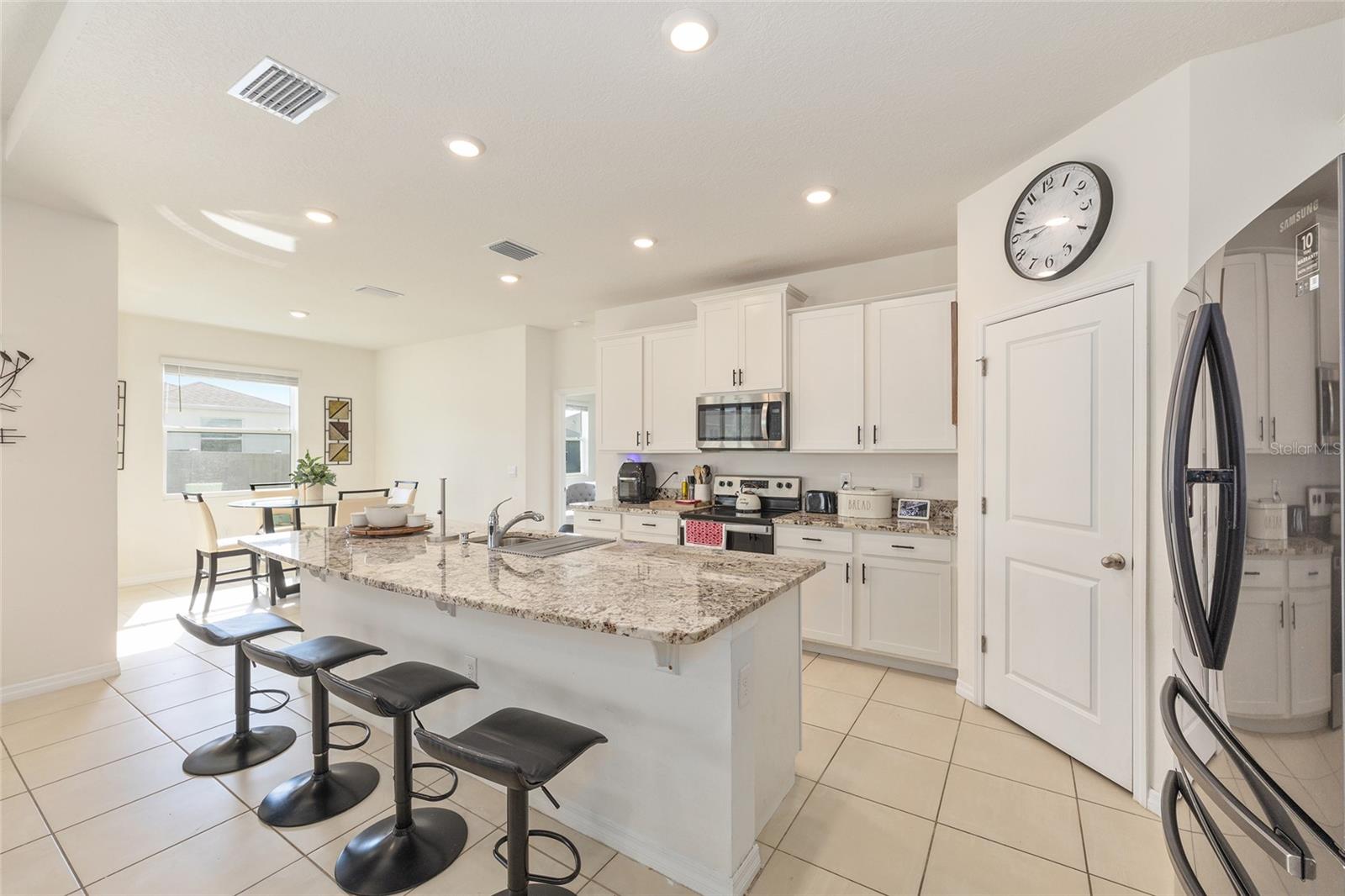 Image 15 of 40 For 8285 58th Avenue