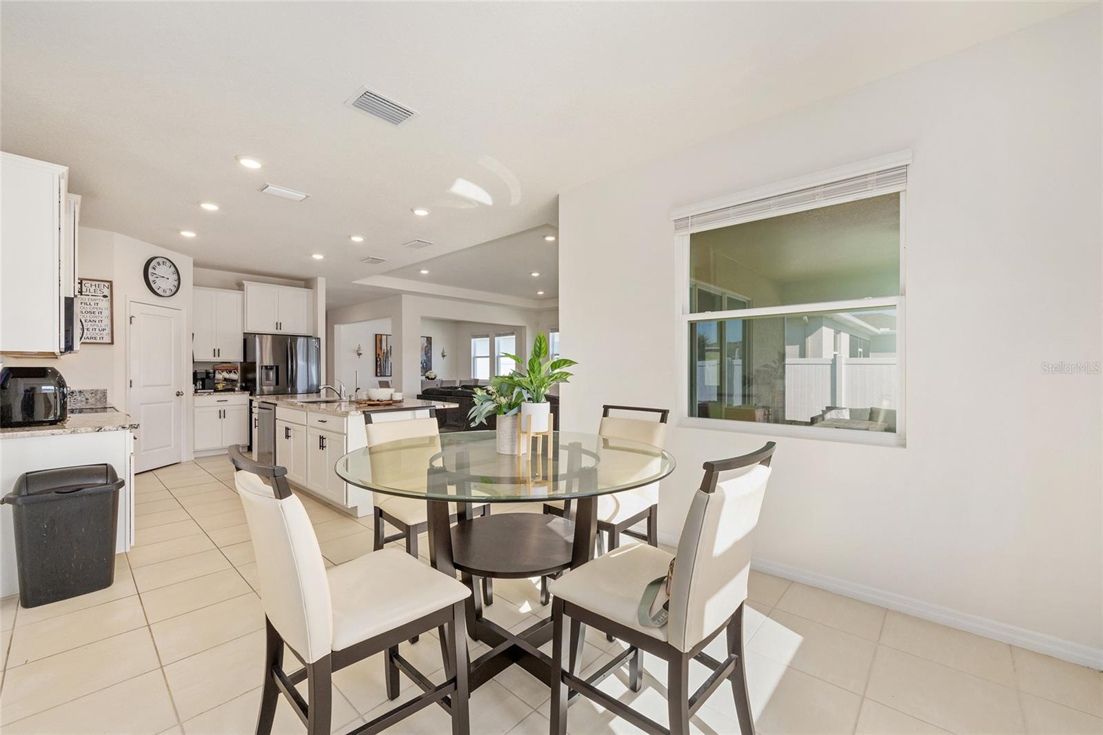 Image 18 of 40 For 8285 58th Avenue