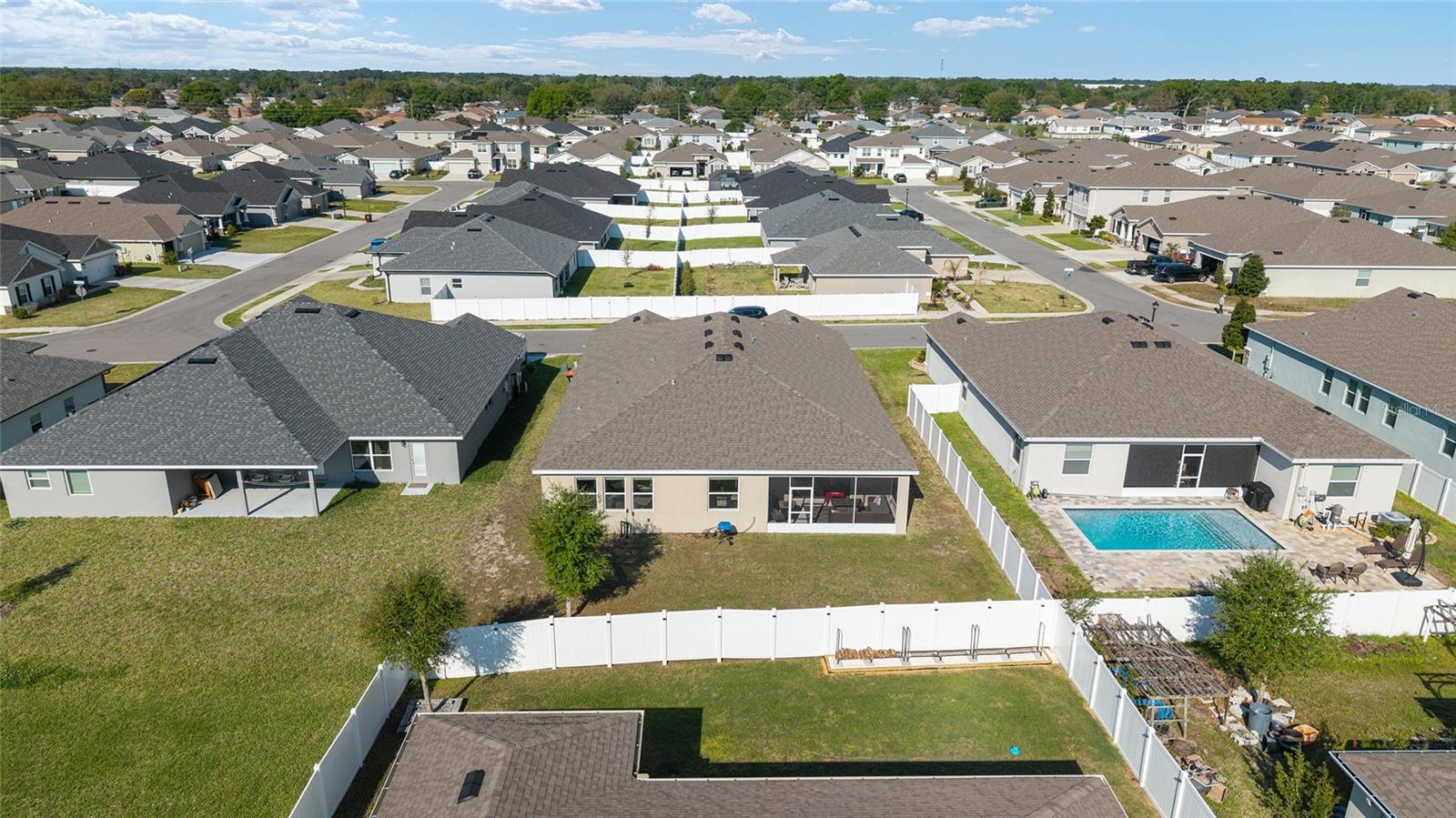 Image 3 of 40 For 8285 58th Avenue